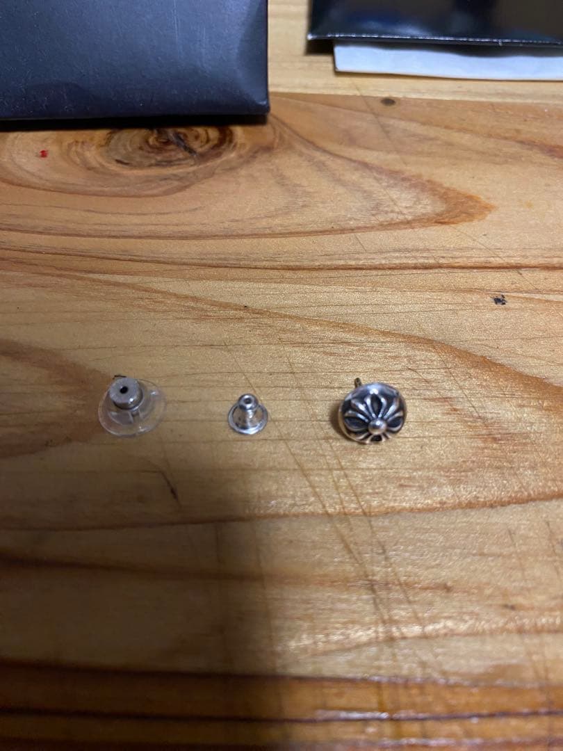 クロムハーツ　クロスボール　ピアス