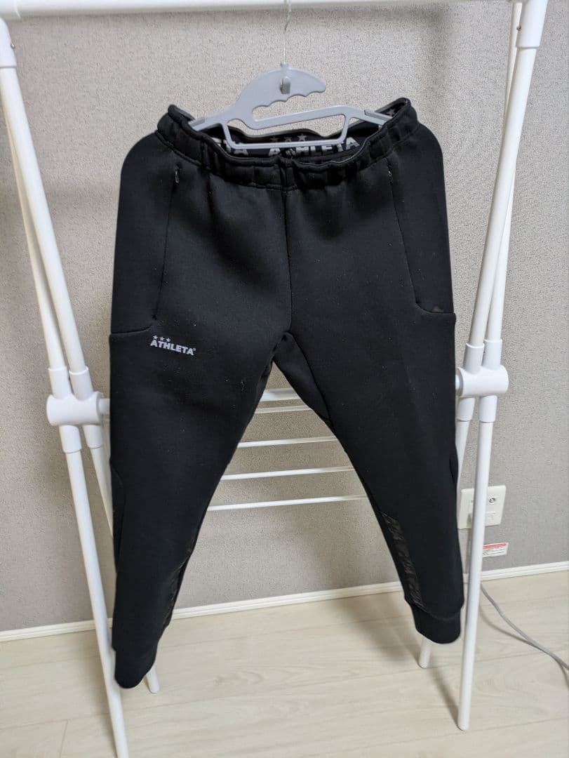 ATHLETA ブラック 中綿ジャケットズボン　上下　orei
