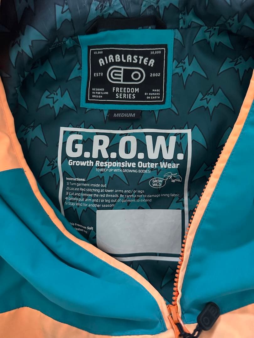 【値下げ】Airblaster・Burton スノーウェア キッズ上下セット