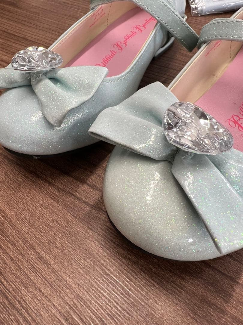 ビビディバビディブティック　シンデレラ　プレミアムドレス　130 used 難有