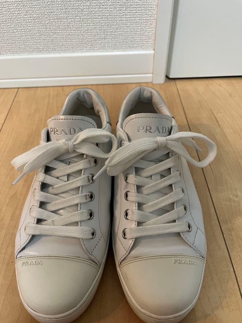 PRADA プラダ レザースニーカー ホワイト×シルバー 1E059M