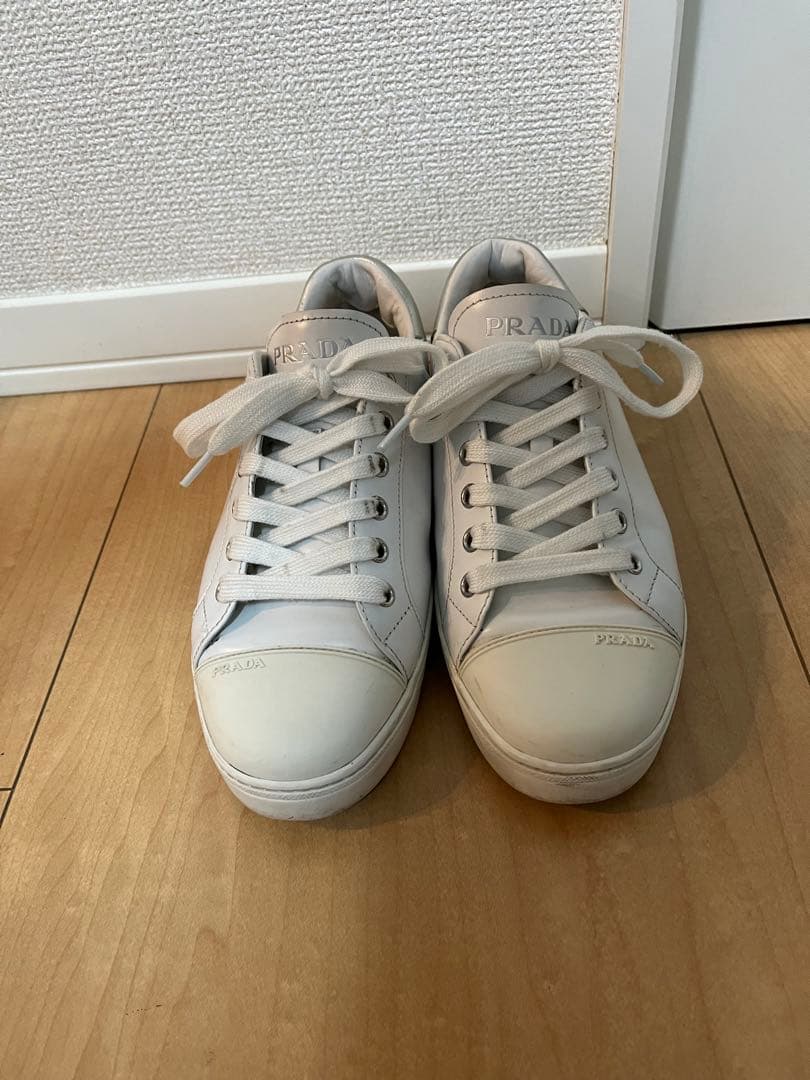 PRADA プラダ レザースニーカー ホワイト×シルバー 1E059M