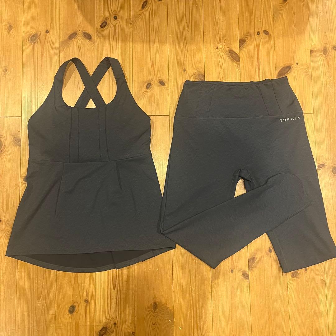 SUKALAデニムクロスヨガウエア　タンクトップ　レギンス　２点セット　Lサイズ