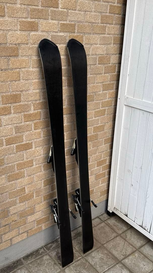 ジュニアスキー板＆ストックはオマケ