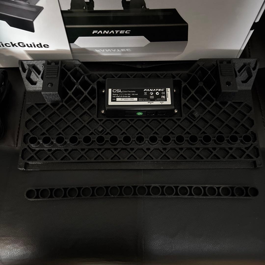 FANATEC CSL Elite Pedals ペダル