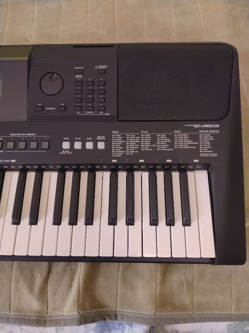 中古良品　ヤマハ PSR-E463 ポータトーン キーボード 電子ピアノ