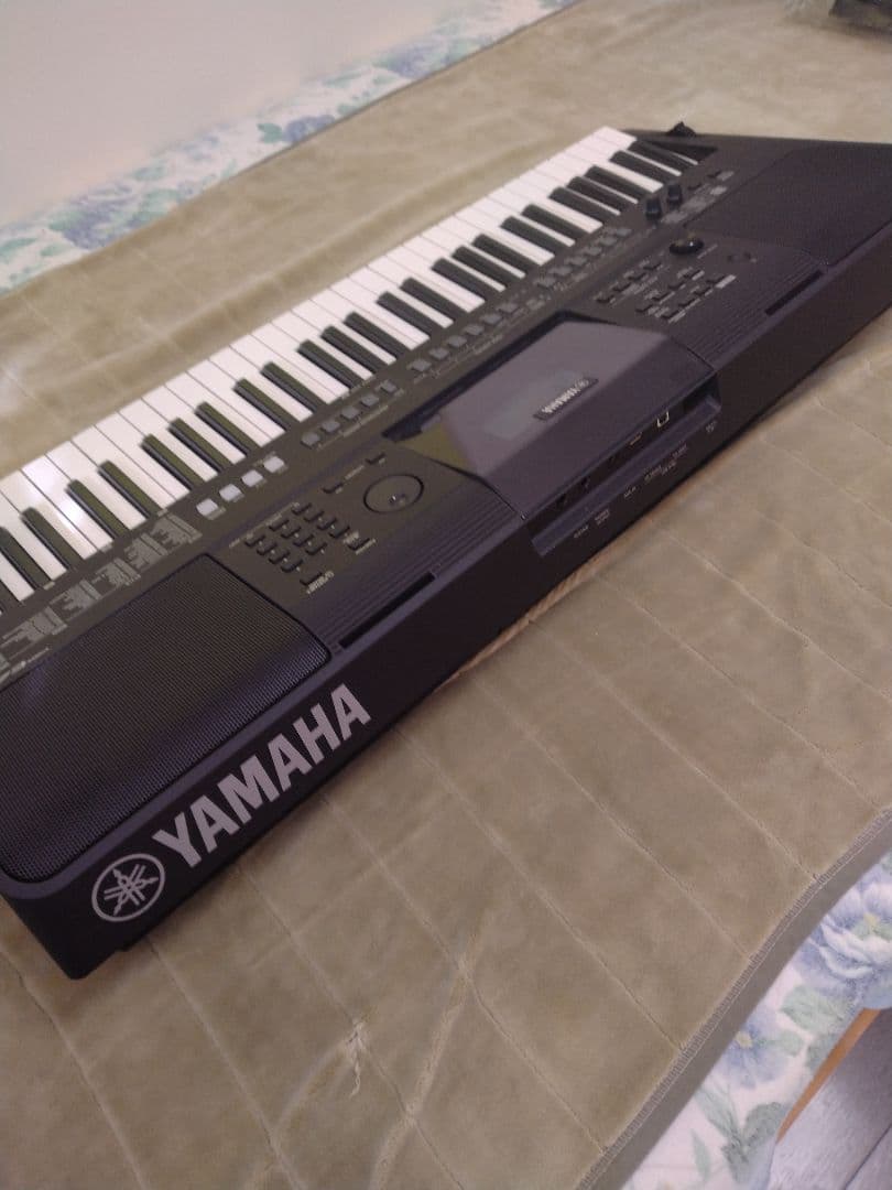中古良品　ヤマハ PSR-E463 ポータトーン キーボード 電子ピアノ