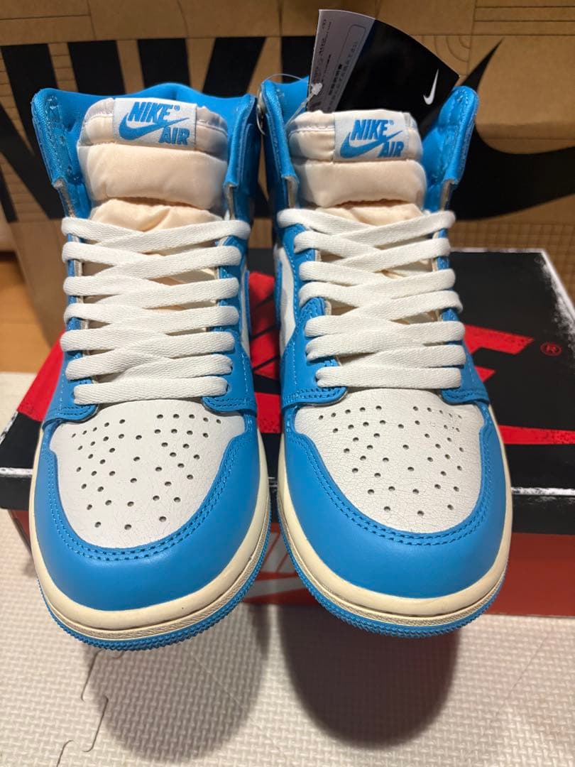 ナイキ　エアジョーダン1