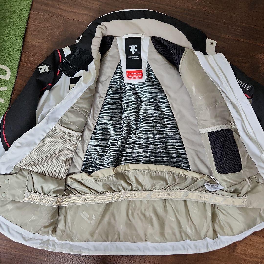 レア 新品 DESCENTE スキーウェア メンズ