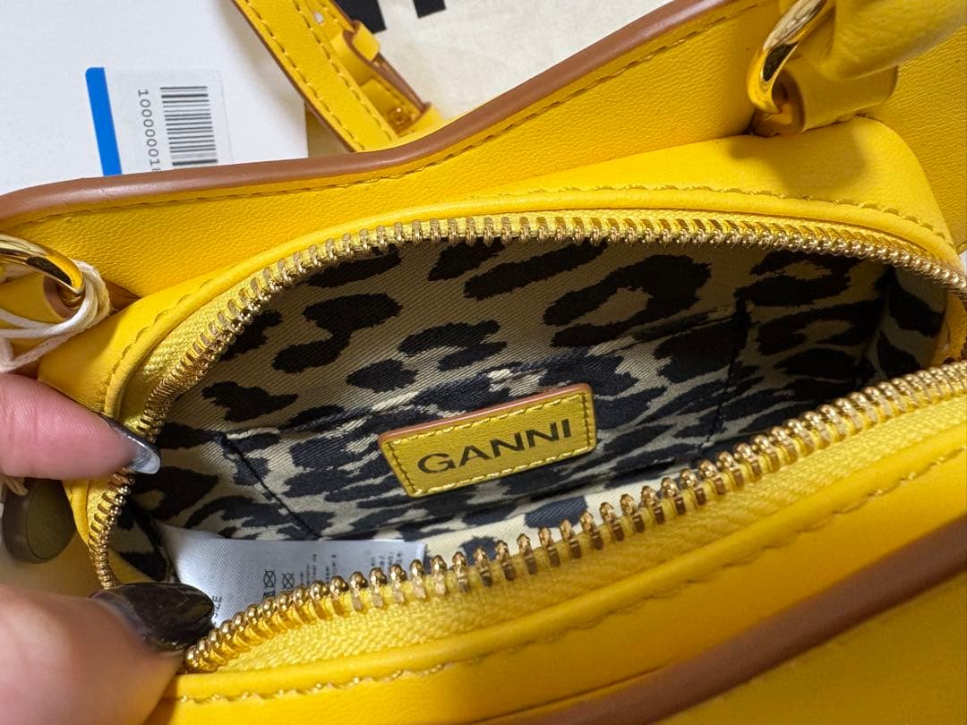 2/8まで出品中⭐︎新品・未使用⭐︎GANNI バタフライバッグ