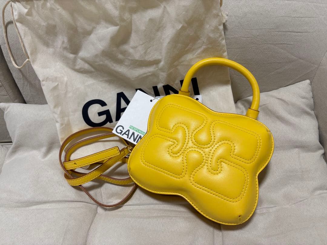 2/8まで出品中⭐︎新品・未使用⭐︎GANNI バタフライバッグ