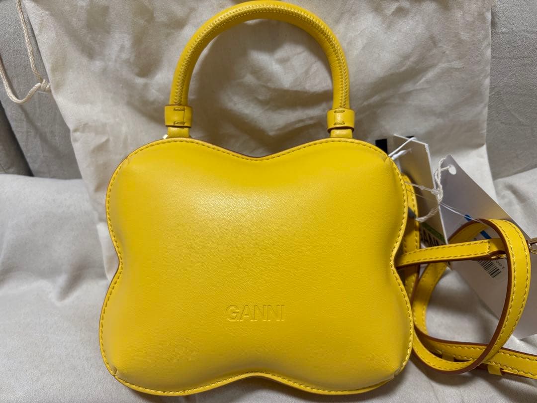 2/8まで出品中⭐︎新品・未使用⭐︎GANNI バタフライバッグ