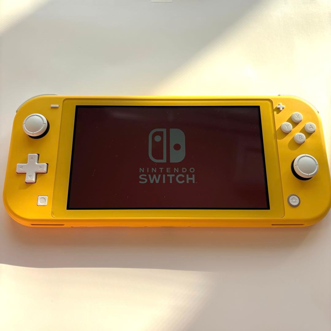 Nintendo Switch Lite イエロー 充電器　SDカード付き