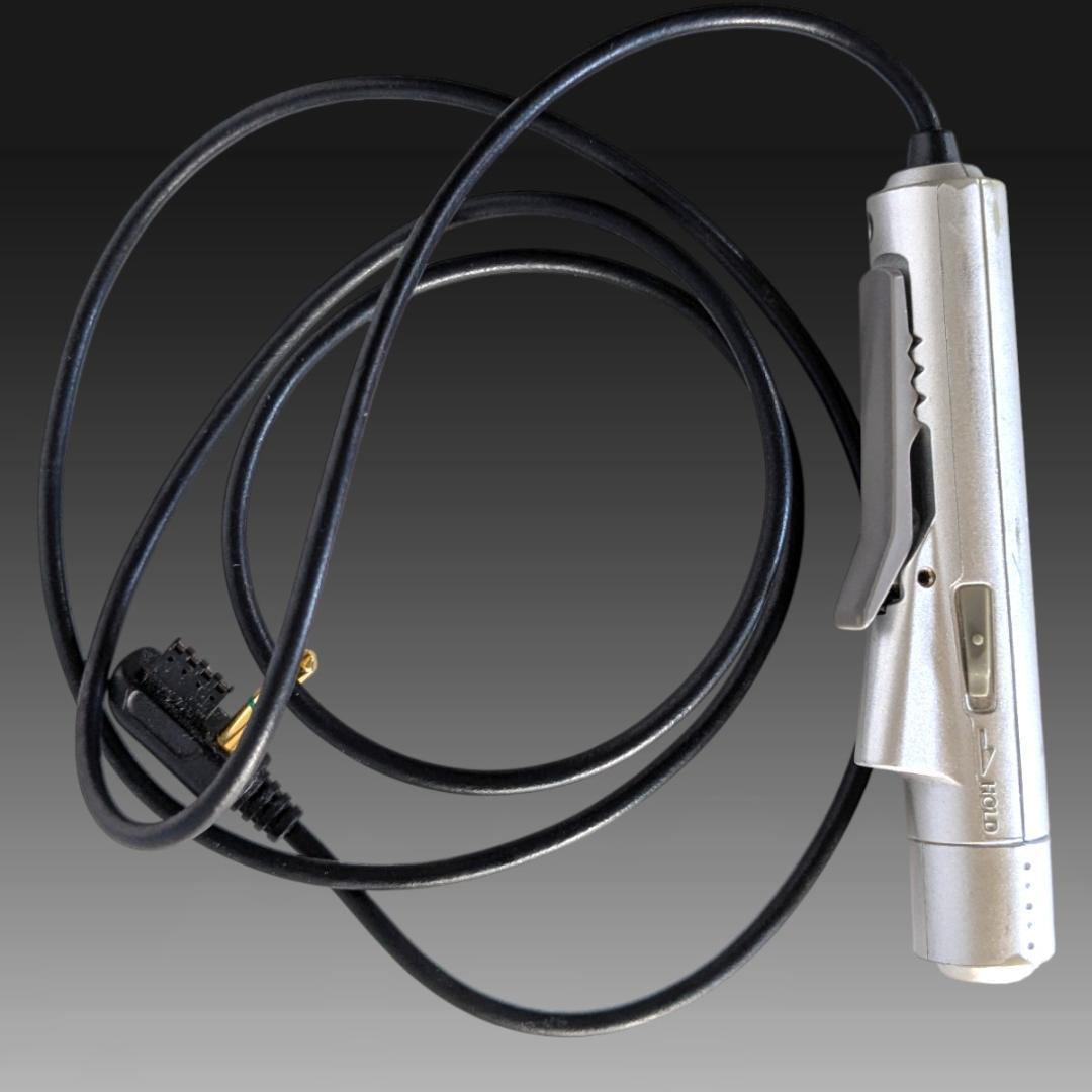 【稼働品】ソニーMDウォークマン2台 充電器・充電池付 カセット多数付 SONY