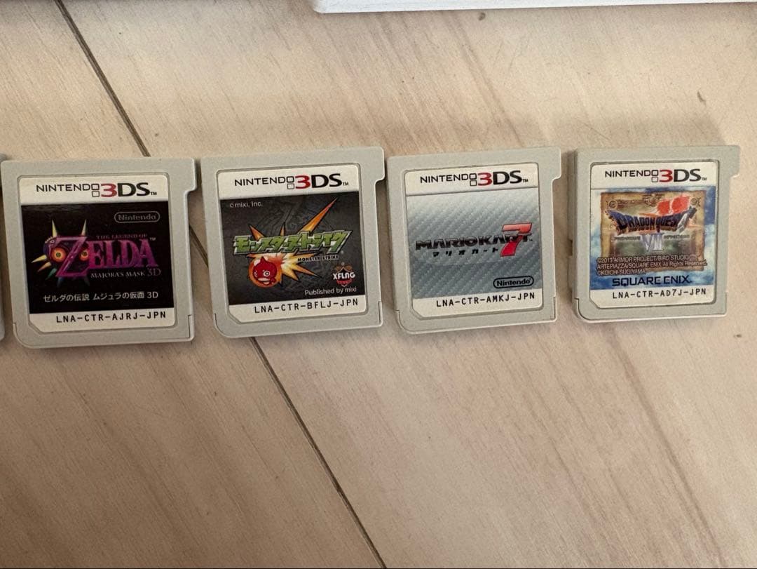 ニンテンドー３ＤＳ　ドラクエ　ゼルダ　リズム天国　マリカー　モンスト　５点