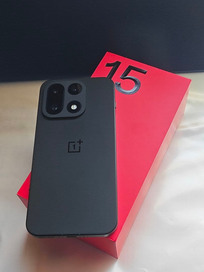 OnePlus 15 black 512GB グローバル版
