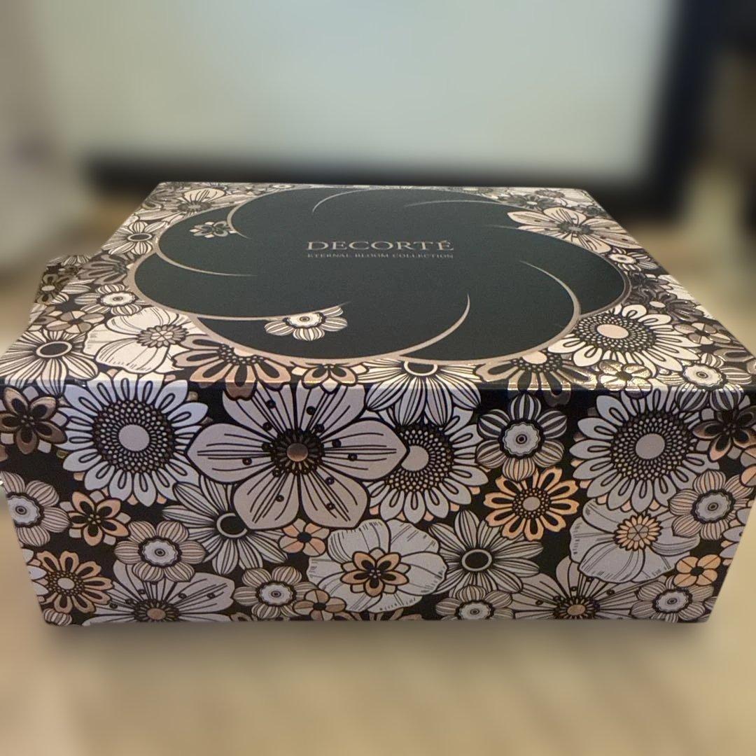 DECORTÉ エターナル ブルーム コレクション