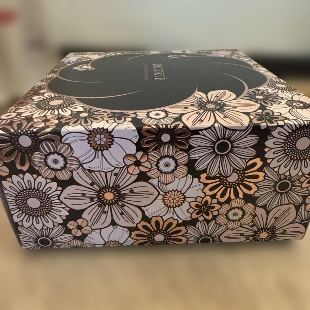 DECORTÉ エターナル ブルーム コレクション