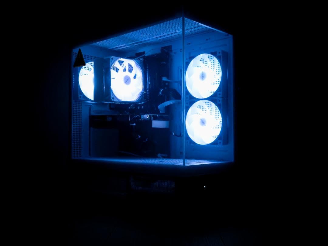 白ゲーミングPC GTX1060 / i7-4770 / SSD 480GB