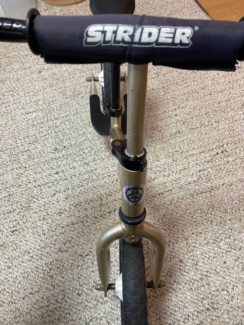 STRIDER バランスバイク ゴールド