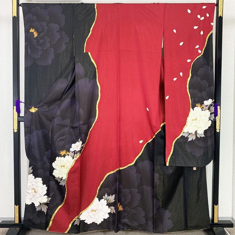 512z39☆人気！大北捷一 振袖 金通し モダン 赤黒☆美品 成人式 結婚式