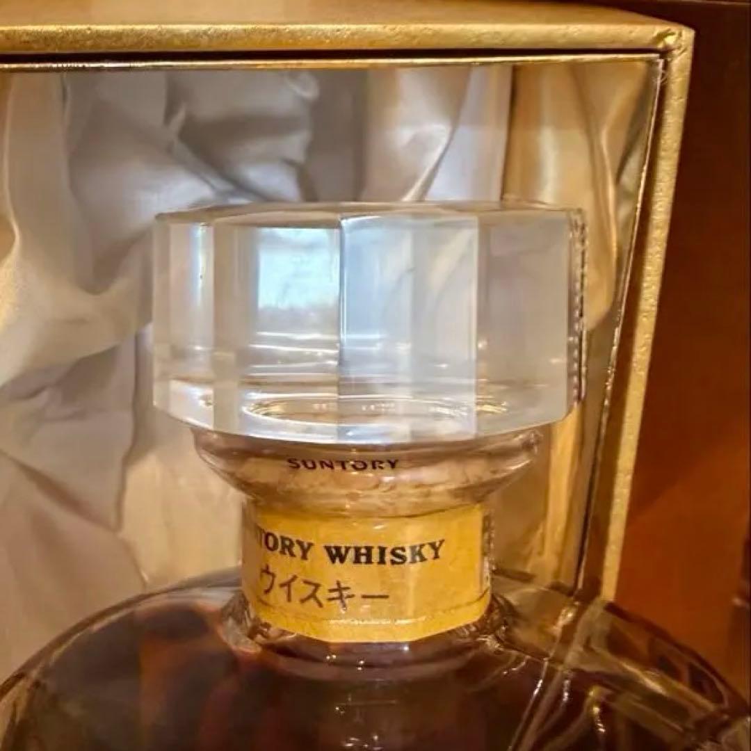 サントリー響30年GOLD金箱観音開き SUNTORYHIBIKI30年限定古酒