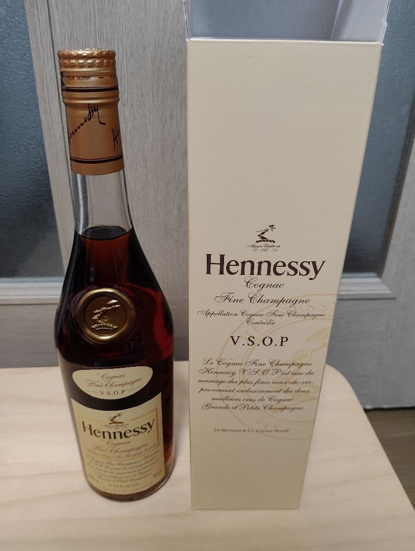 Hennessy VSOP ブランデー 専用箱付き