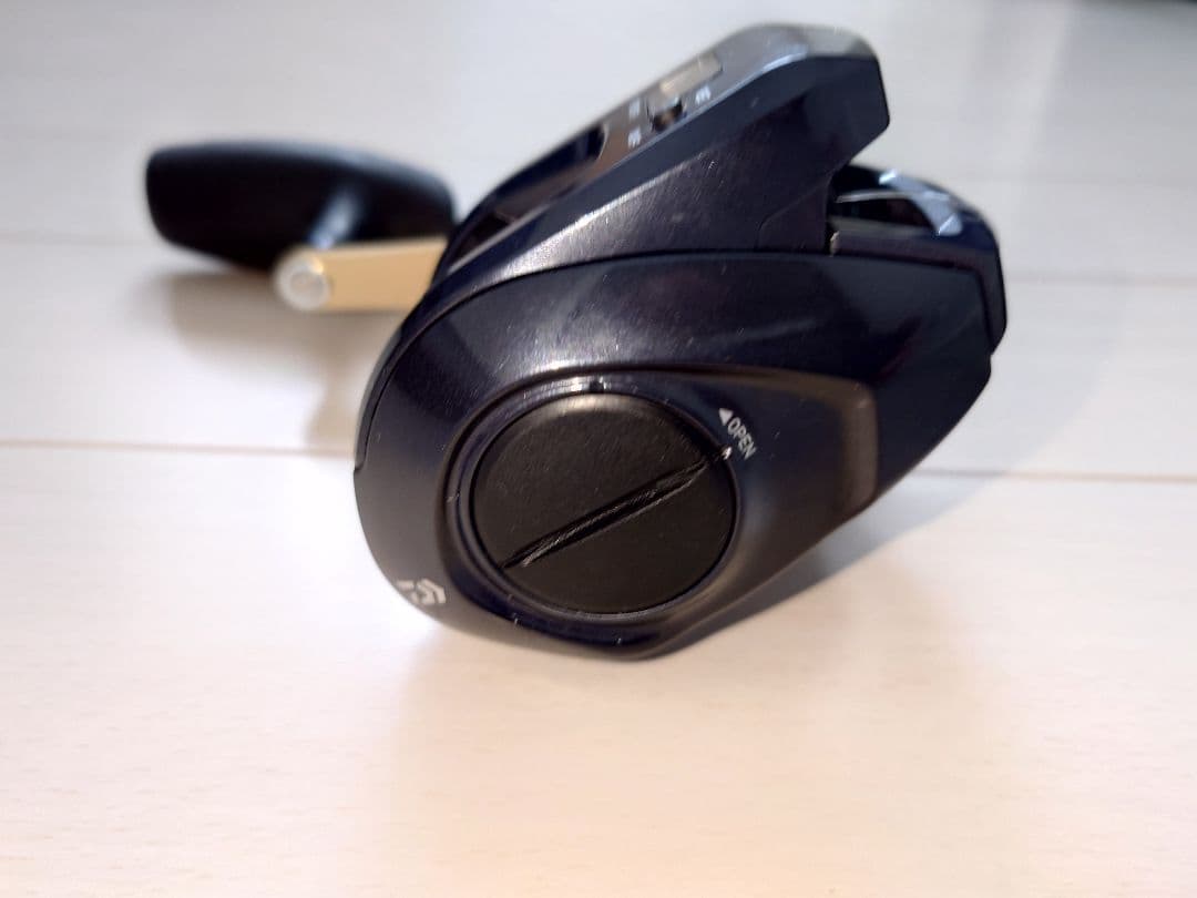 ダイワ TIERRA LJ IC 200HL 両軸リール