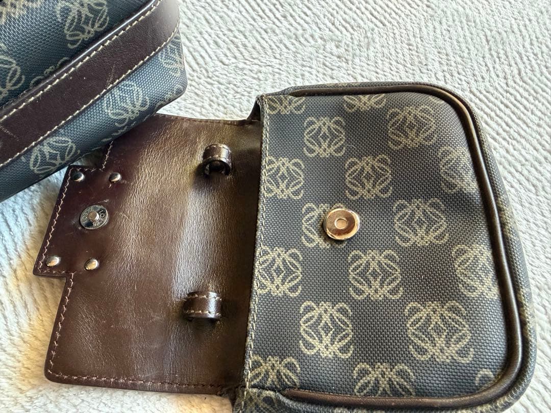 LOEWE ロエベ ヴィンテージ アナグラム キャンバス ショルダーバッグ