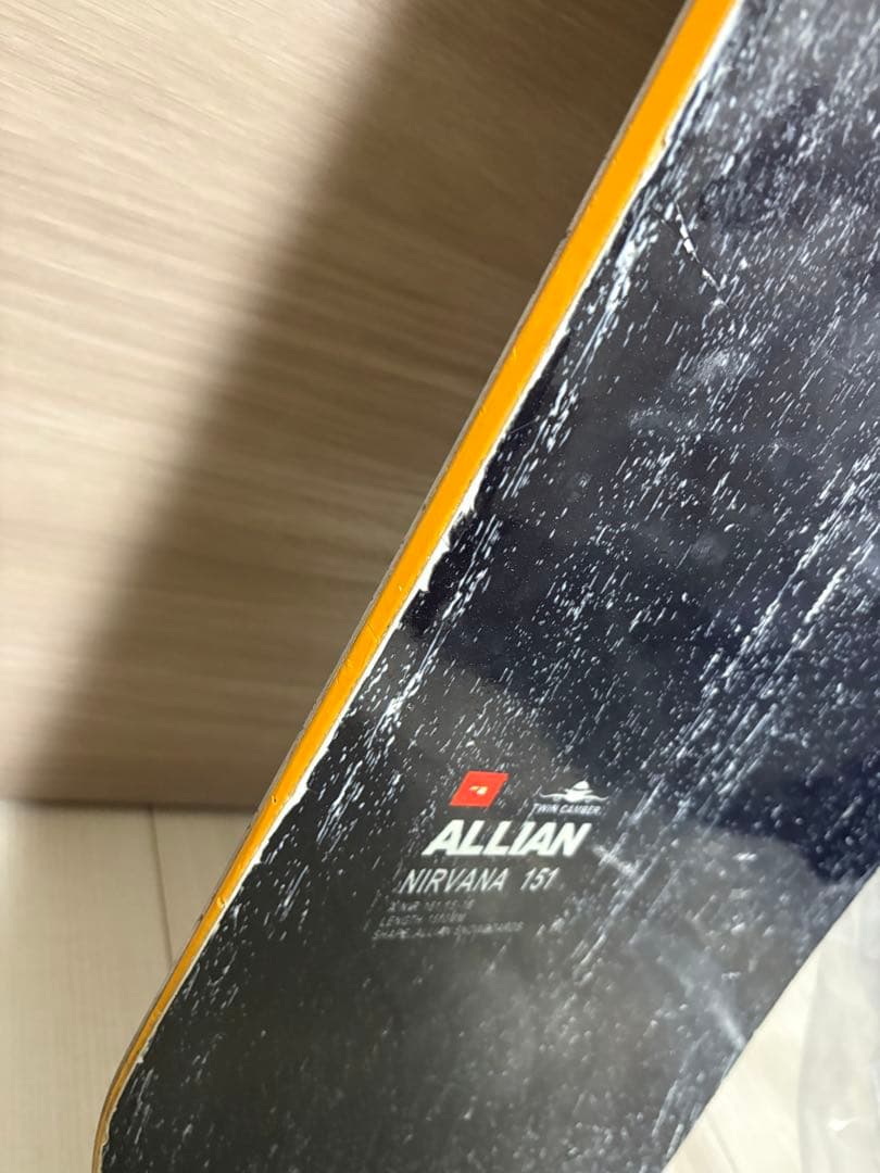 ALLIAN アライアン　スノーボード　板
