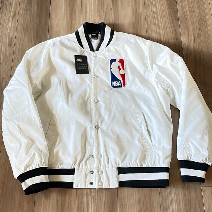 2XL ナイキSB ホワイト NBA スタジャン スタジアムジャンパー
