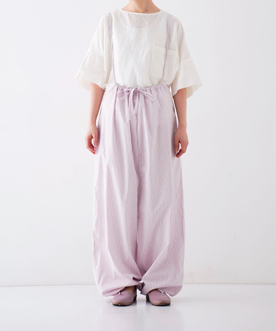 ネストローブ 〝 It's ME 〟コットンストライプバルーンサロペット