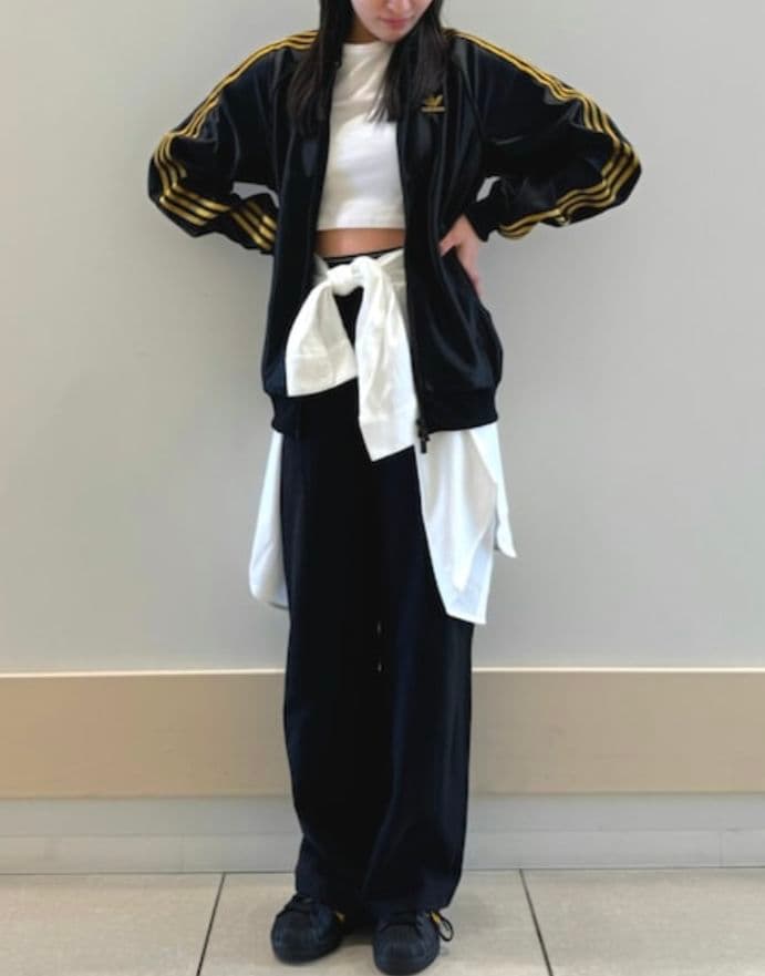 新品未使用 アディダス ジャージ SST トラックトップ ブラック Мサイズ