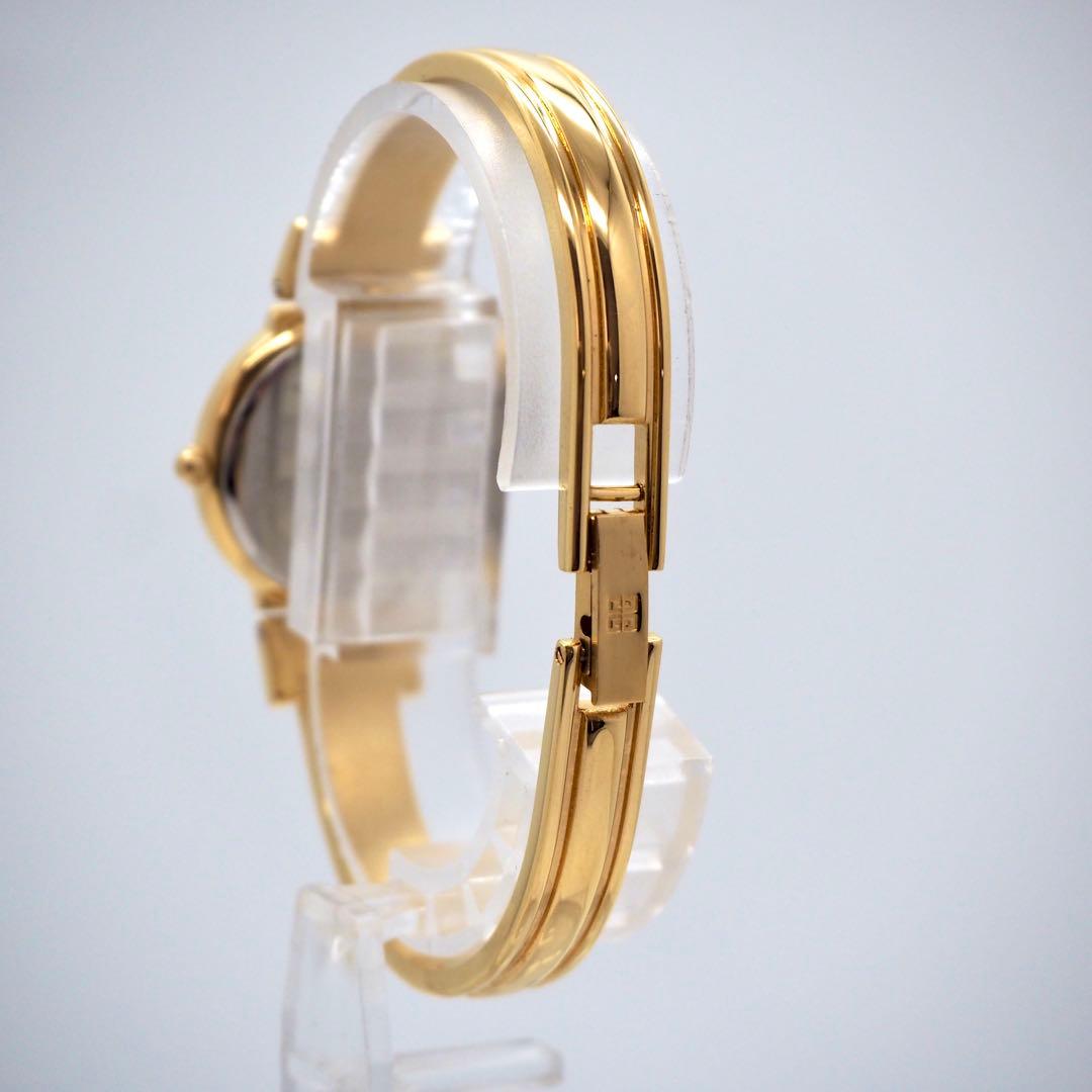 354【美品】GIVENCHY 時計　レディース ゴールド ダイヤ　バングル