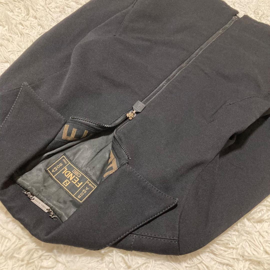 14442✨フェンディ 40 ロゴライン ウール ジップコート 黒 ブラック