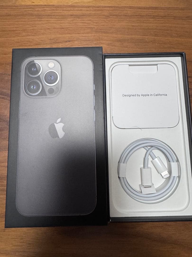 iPhone 13 Pro 256GB バッテリー最大容量86％