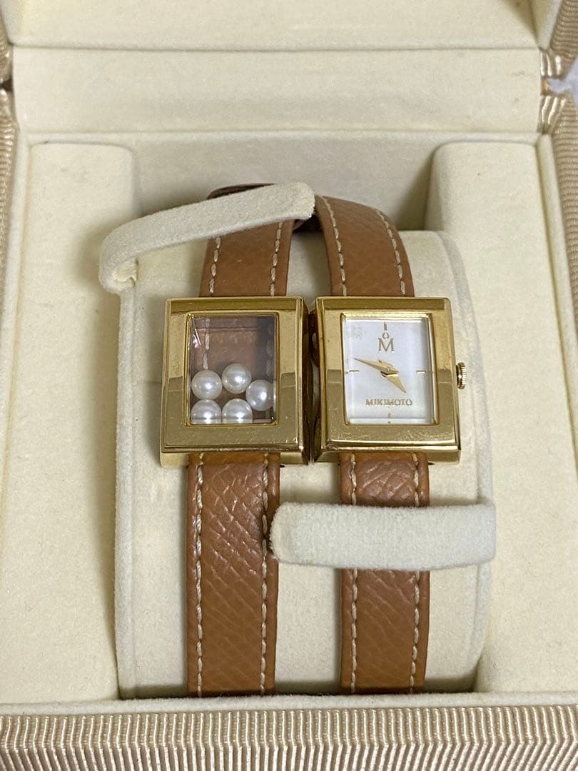 美品　MIKIMOTO パールウォッチ　革ベルト
