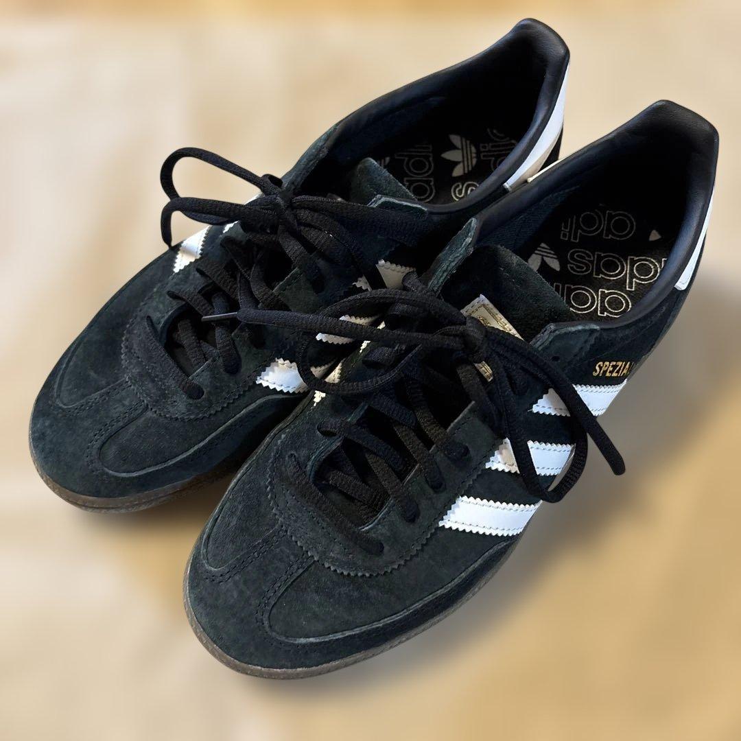 美品⭐︎adidas Spezial ブラック/ホワイト スニーカー