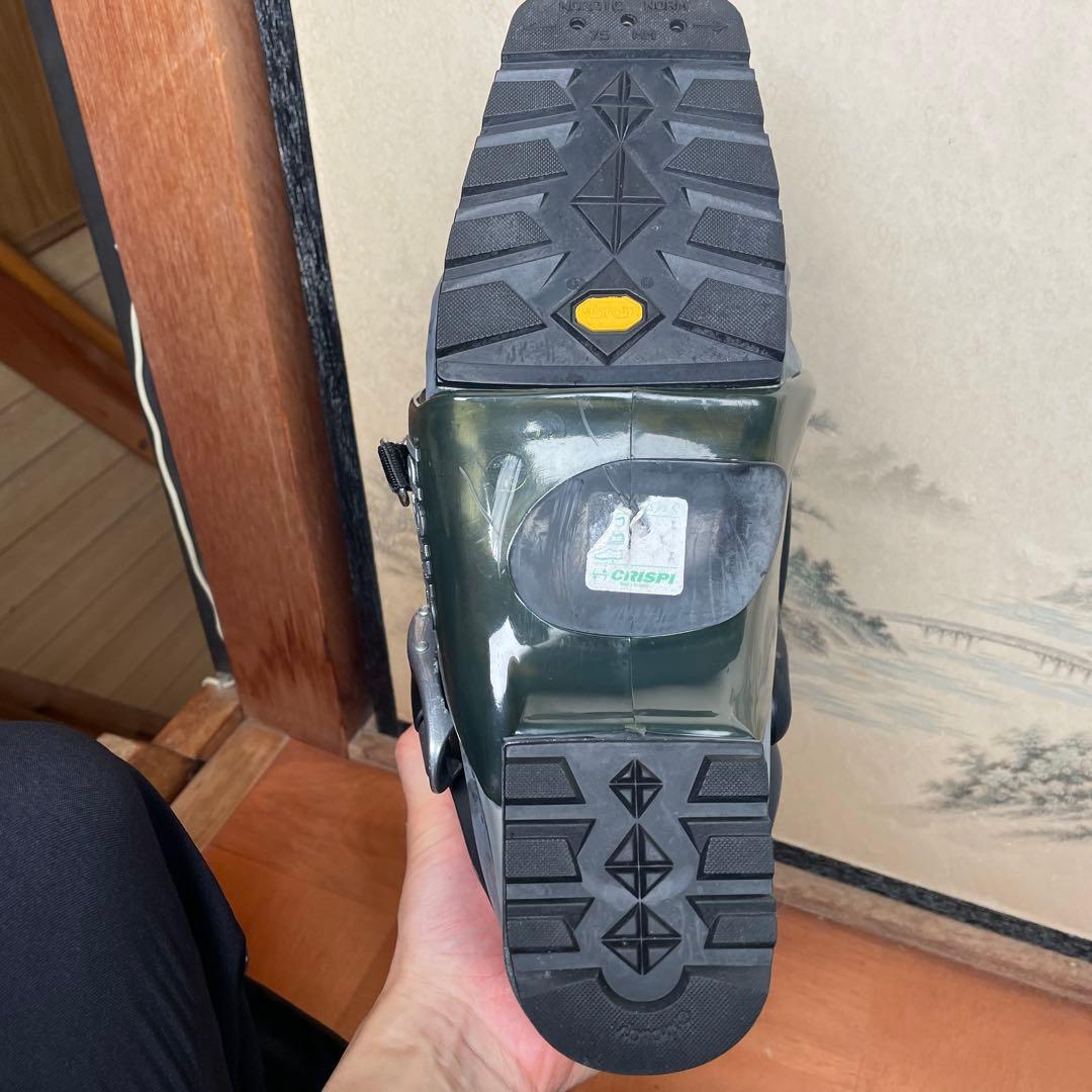  テレマークスキー板&ブーツ、共にケース付き