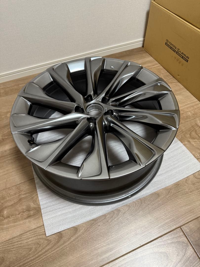 としあき【新車外し】クラウン クロスオーバーZ 純正ホイール4点セット