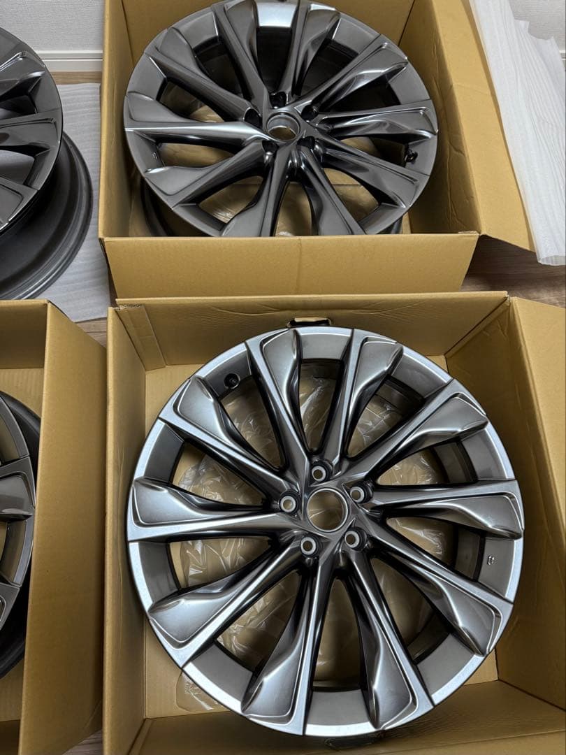 としあき【新車外し】クラウン クロスオーバーZ 純正ホイール4点セット