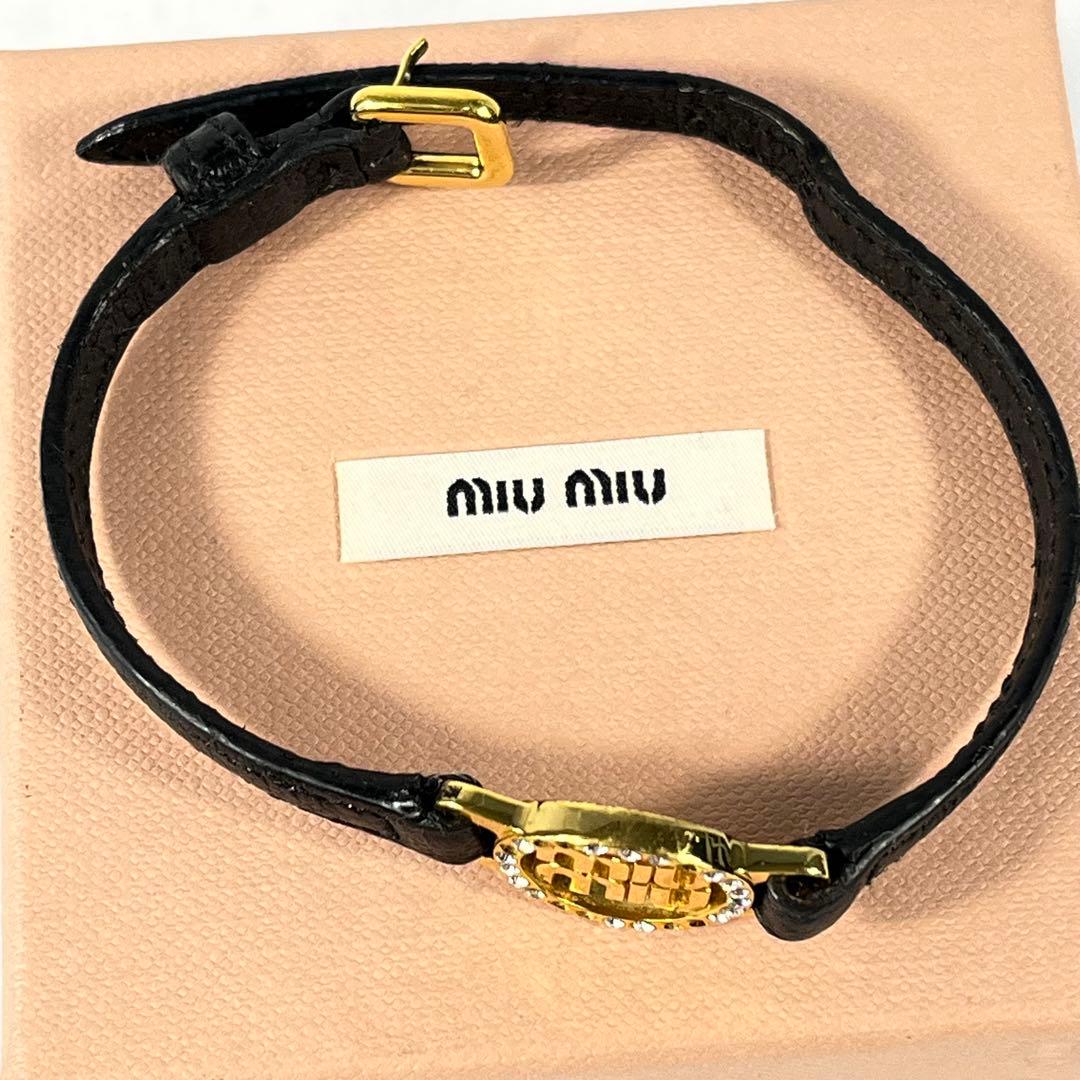 miu miuミュウミュウ　マドラスレザーブレスレット ブラック