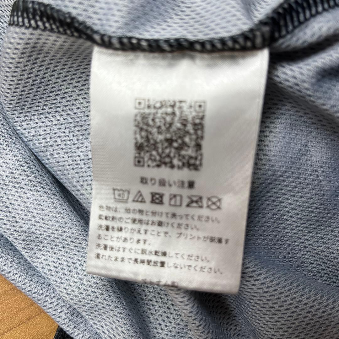 バレーボール　TORAY ノースリーブシャツ