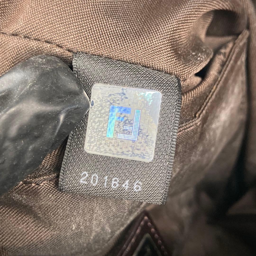 美品 FENDI ショルダーバック ズッキーノ キャンバス FF金具