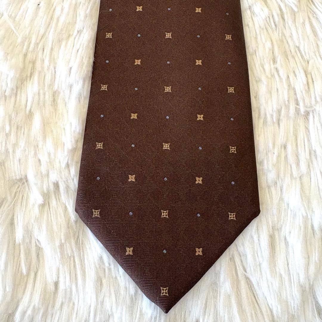 未使用級✨ルイヴィトン モノグラム ネクタイ ブラウン シルク 高級感 箱付き