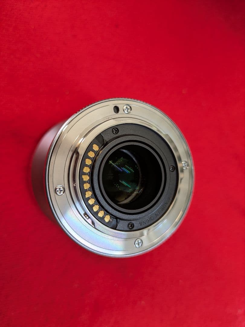 オリンパス 45mm f/1.8 レンズ シルバー