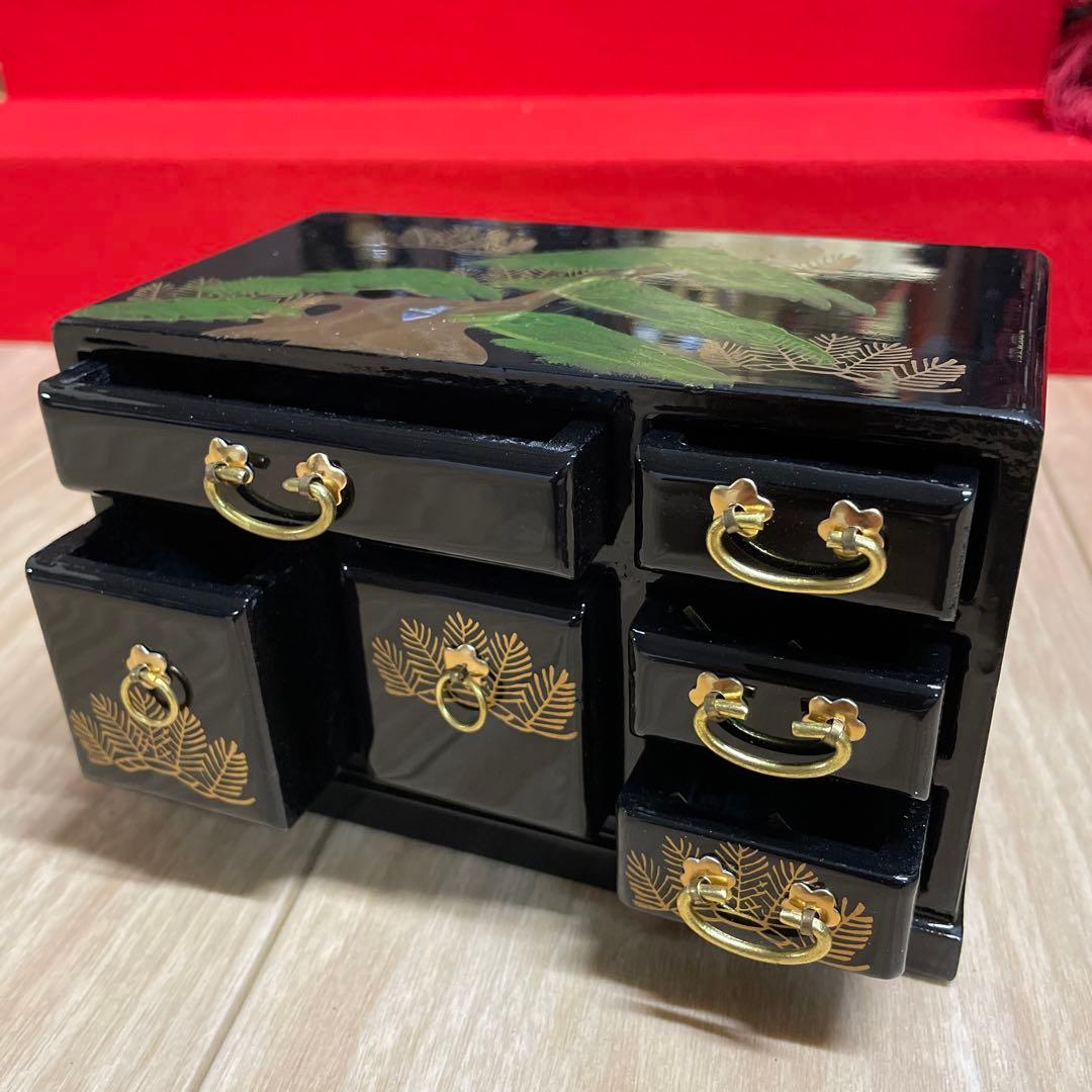 木製雛飾り　道具螺鈿細工　貝桶付