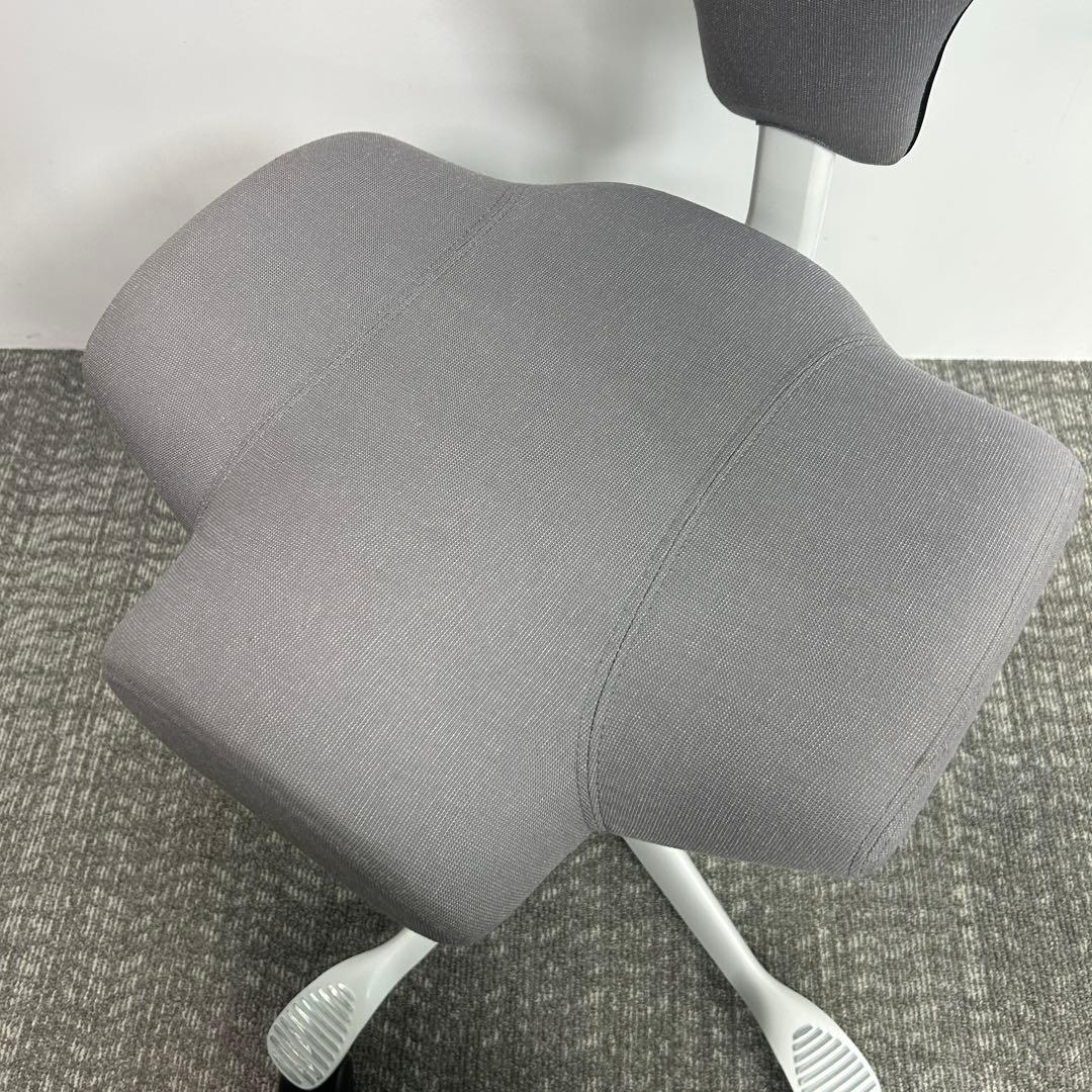 【E】オフィスチェア HAG Capisco ホーグ カピスコ 布張 グレー