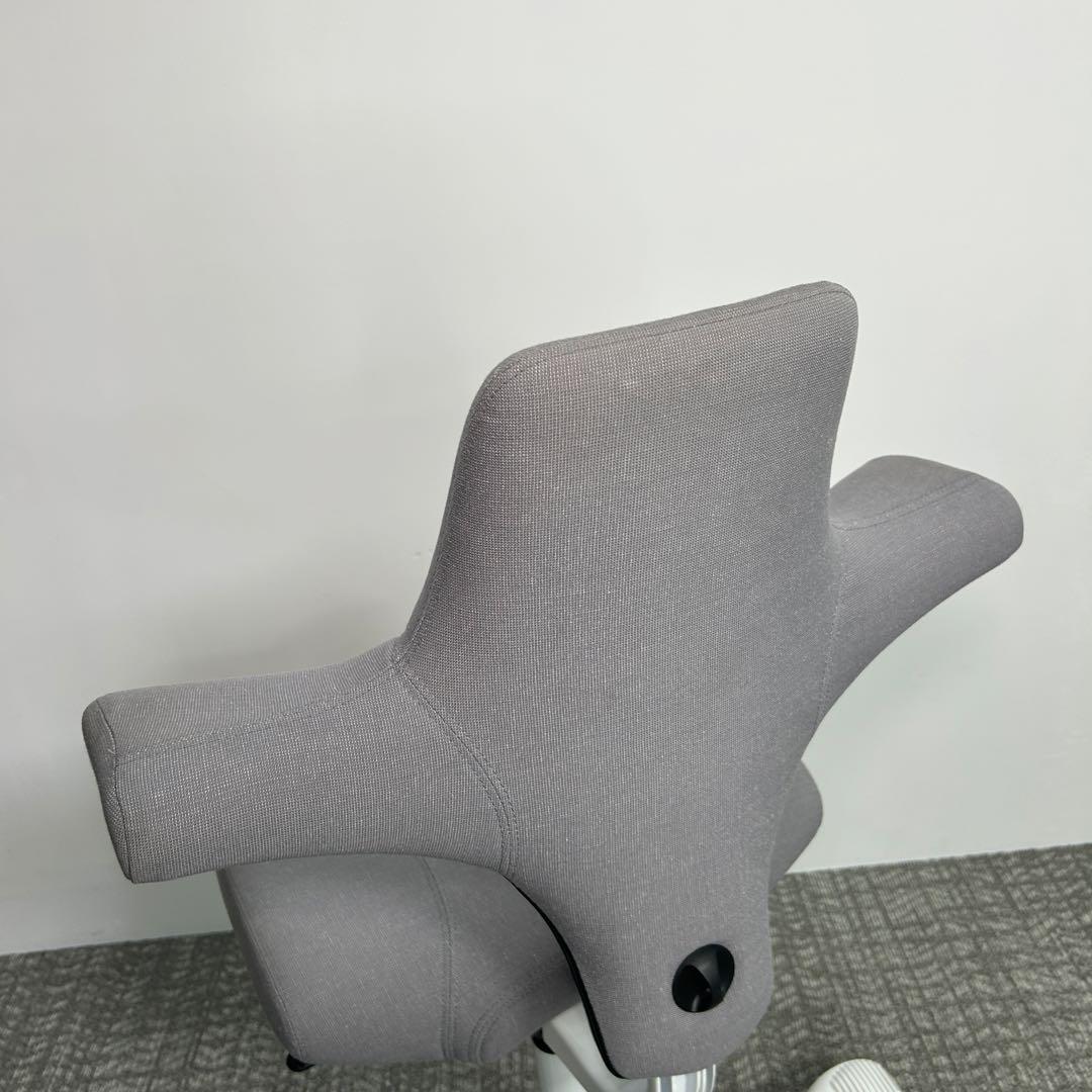 【E】オフィスチェア HAG Capisco ホーグ カピスコ 布張 グレー