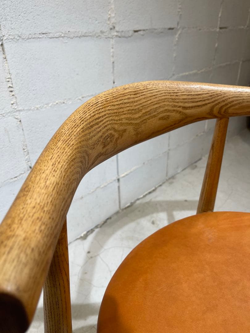天然木無垢材　エルボーチェア　ダイニングチェア　本革　北欧スタイル　リプロダクト